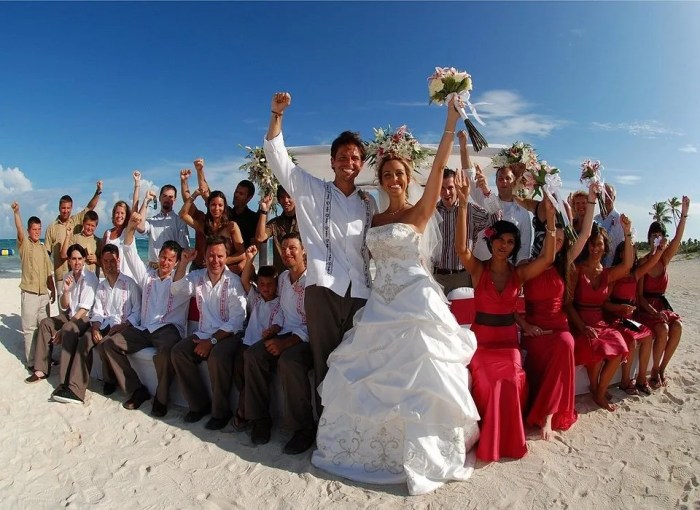 Beach wedding guest dress